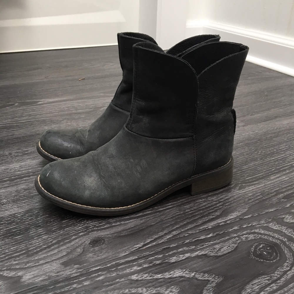 Steve Madden Leather Booties